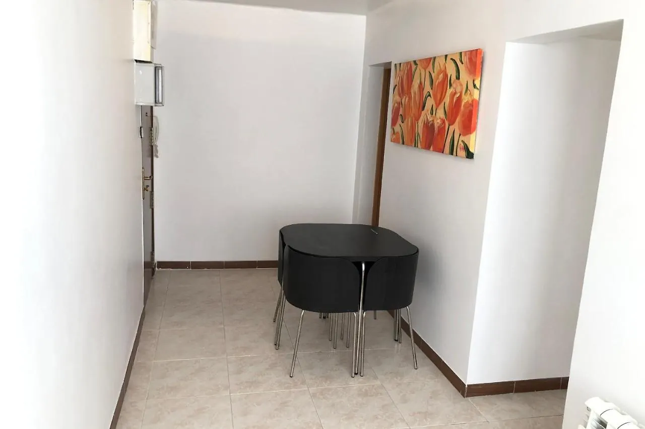 הוספיטלט דה יוברגאט New! Apartment For 3 People Near Fira Gran Via  הוספיטלט דה יוברגאט